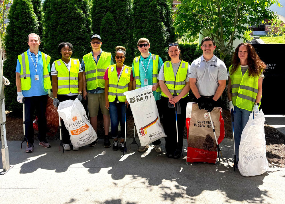 Earth day 2026 team volunteering